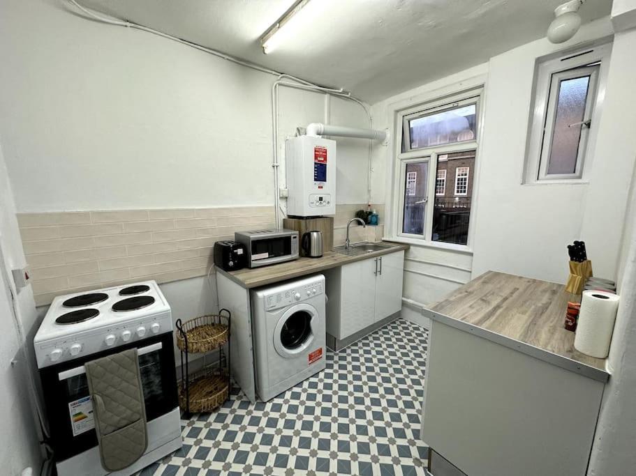 Spectacular 2 Bedroom On Tower Bridge London Luaran gambar