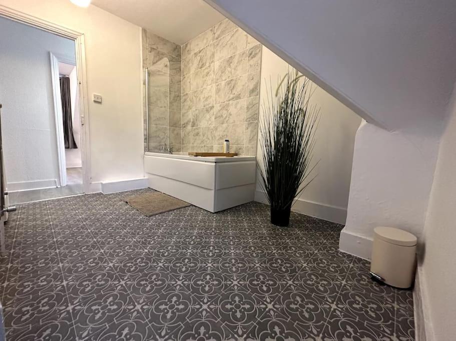 Spectacular 2 Bedroom On Tower Bridge London Luaran gambar